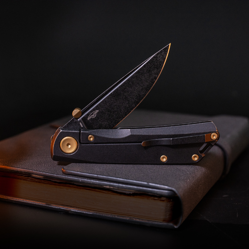 Luna Boost | Frame Lock | Titanium