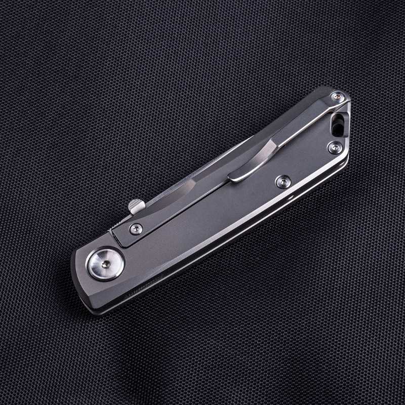 Luna Boost | Frame Lock | Titanium