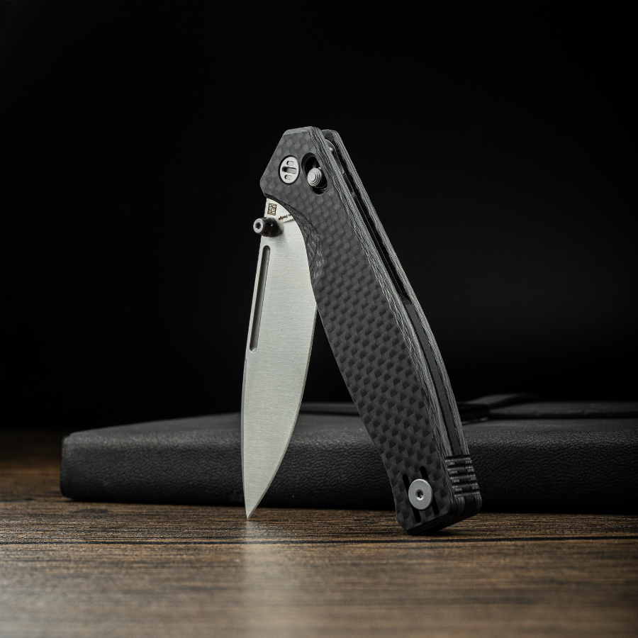 Huginn Compact Ultra | LC200N | Carbon Fiber