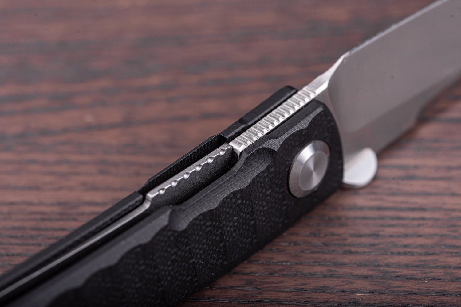 Destra | Nitro-v | Phantom Flipper | Patterned Scale