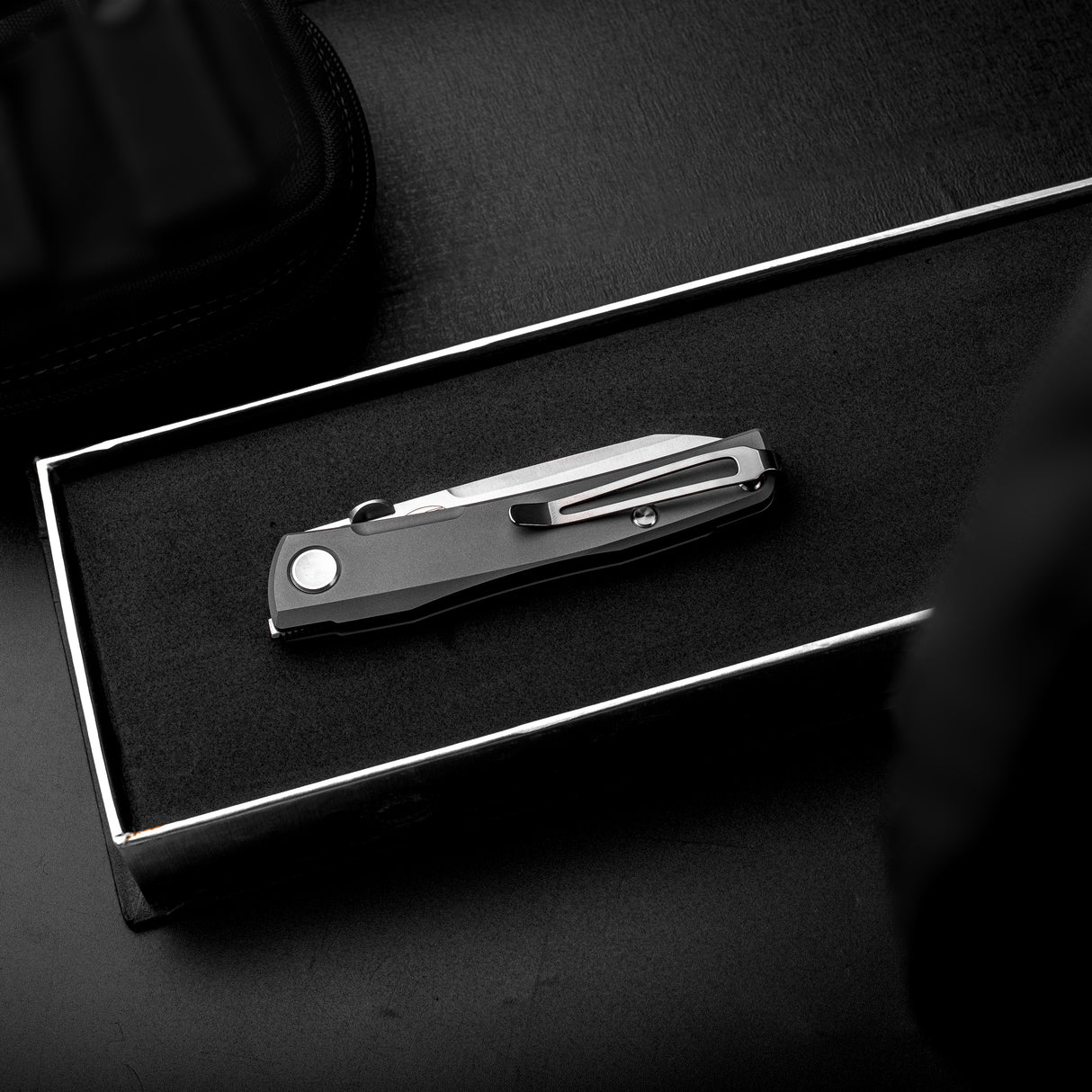 Destra | Titanium | S35VN | Phantom Flipper