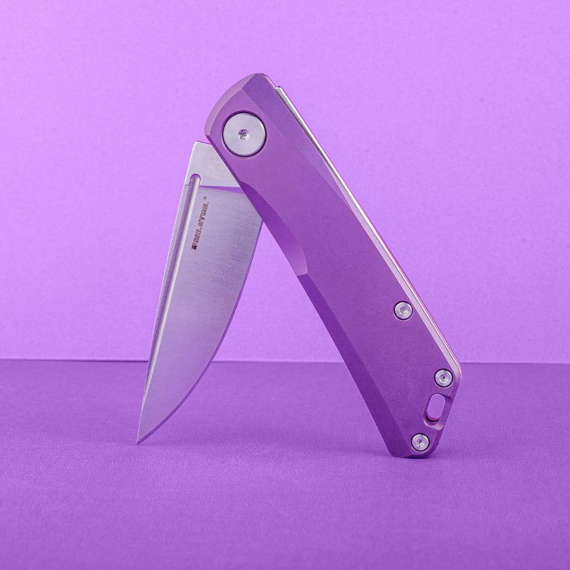 Luna TS | Monochrome Anodizing | Titanium