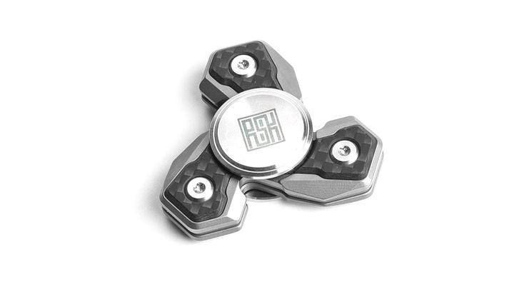 Real Fidget Spinner RSK Triple Fidget Spinner- Titanium & Carbon Fiber – Real Steel Knives